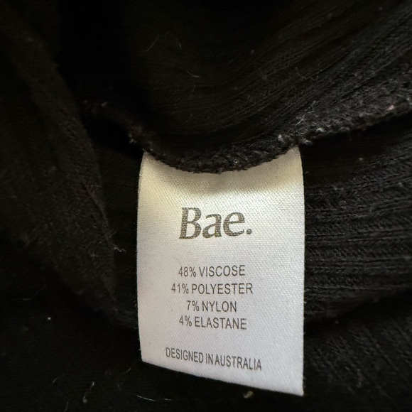 Bae the label “ On My Mind Button Henley* “ maternity and nursing top - Picture 6 of 9